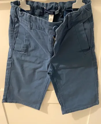Short comme neuf Okaïdi 9 ans