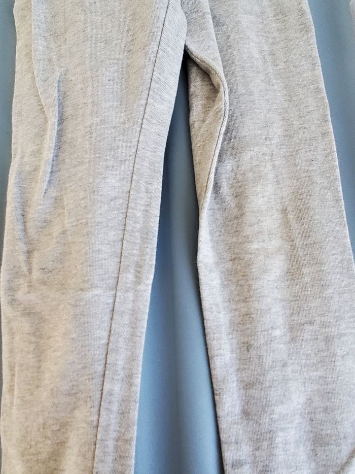 Lot de 4 leggings + 1 short taille 4 ans - photo numéro 4
