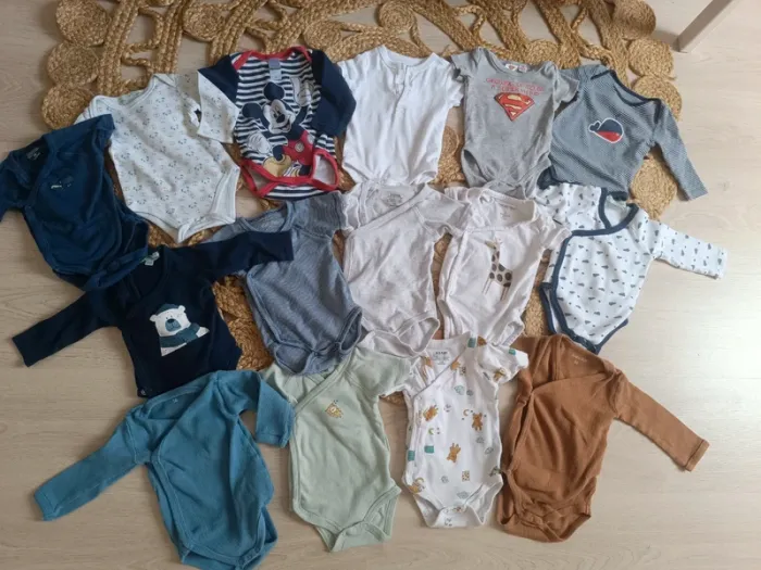 Lot de 15 bodies 3 mois garçon - photo numéro 2