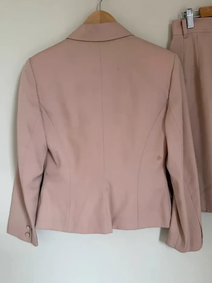 Ensemble tailleur rose pâle - photo numéro 6
