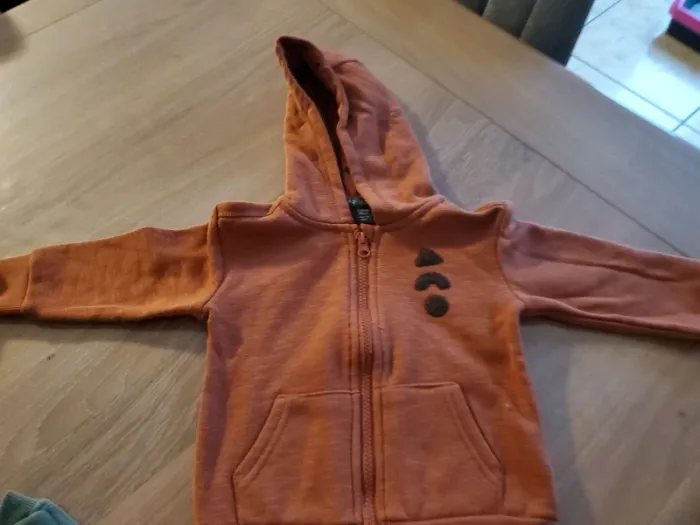 Lot de 2 gilets garçon 18 mois - photo numéro 5