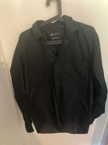 Chemise noir manches longue