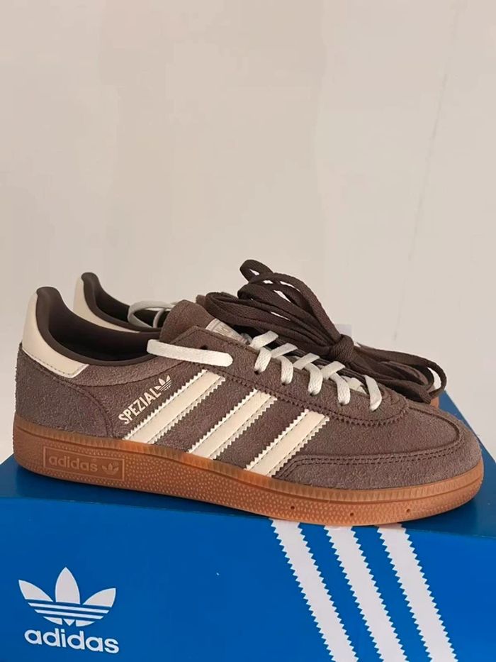 Adidas Handball Spezial Taille 36 - photo numéro 4