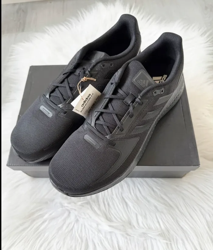 Adidas – Taille 49 1/3 – Noir / All black – Neuf avec étiquette