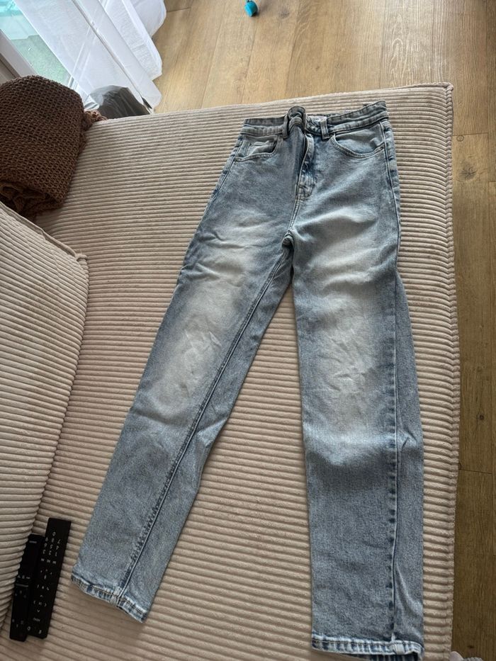 Jean bleu - photo numéro 4