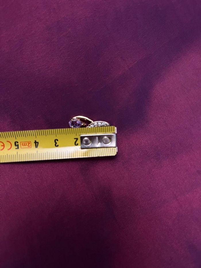 Joli pendentif en métal doré avec pierre violette femme TBE - photo numéro 7