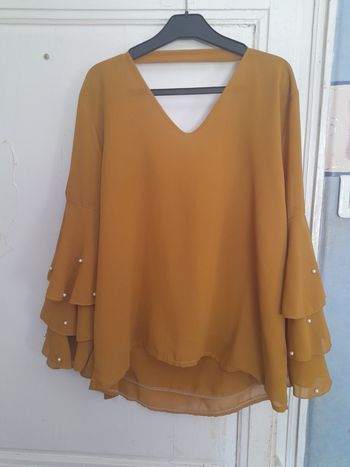 Haut moutarde strassé, taille M/L