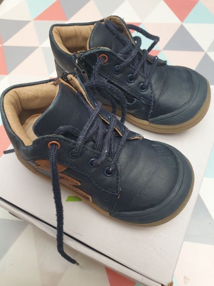Bottines taille 22
