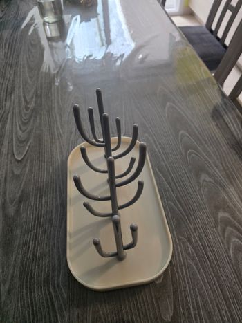 Égouttoir a biberon