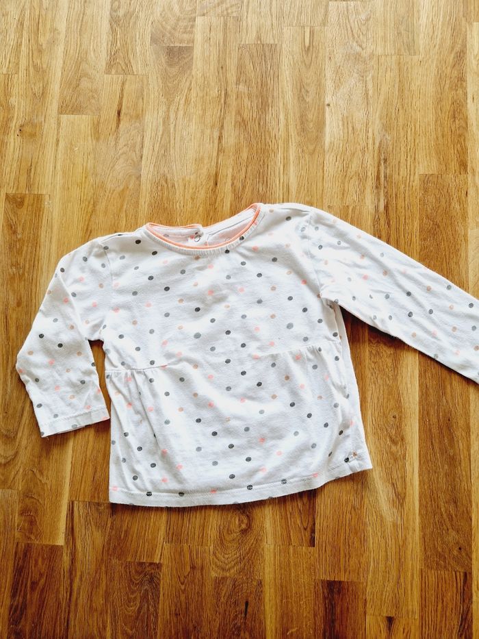 Pull taille 18mois en très bon état