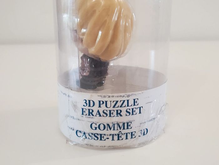 Disney La Reine des Neiges Gomme Casse Tête 3D de Kristoff et Sven officielle jamaiis utilisées. - photo numéro 2