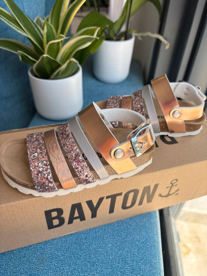 Sandales Bayton superbes 26 - photo numéro 5