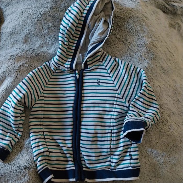 Gilet taille 12 mois