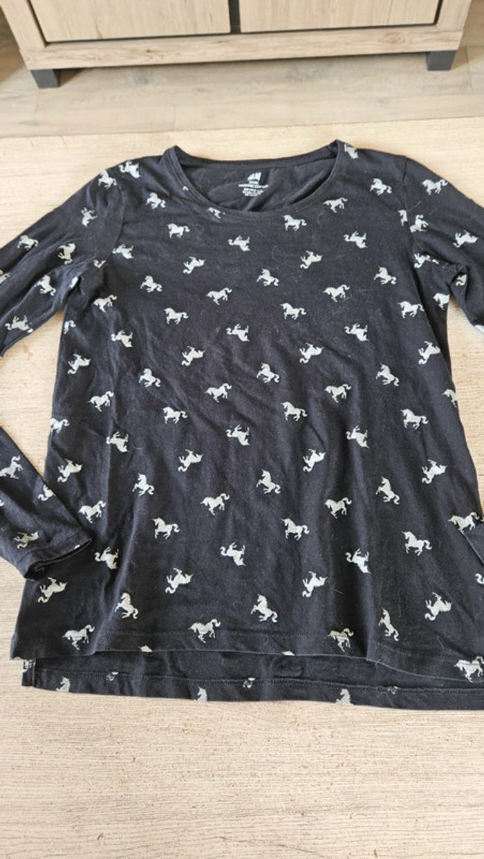 T shirt à manches longues noir avec des licornes brillantes, H&M, taille 14/16 ans, nickel - photo numéro 6