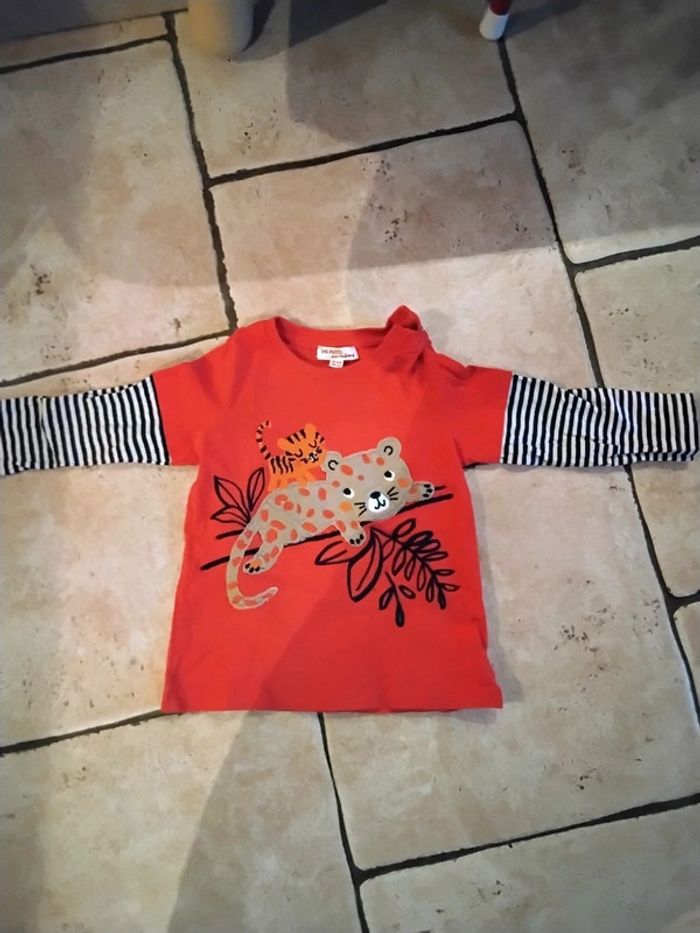 Lot de 4 t-shirts taille 24 mois - photo numéro 7