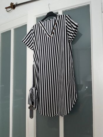 Robe fluide noire et blanche S