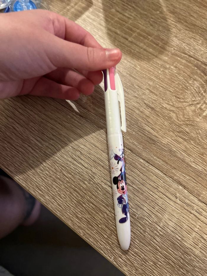 Bic 4 couleurs  Disney