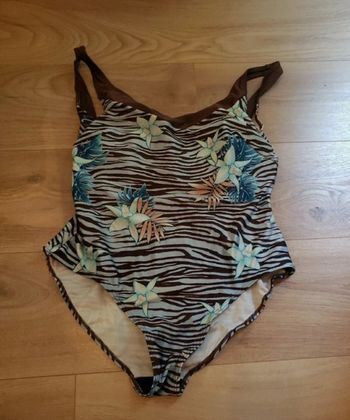 Maillot de bain 1 pièce taille 46
