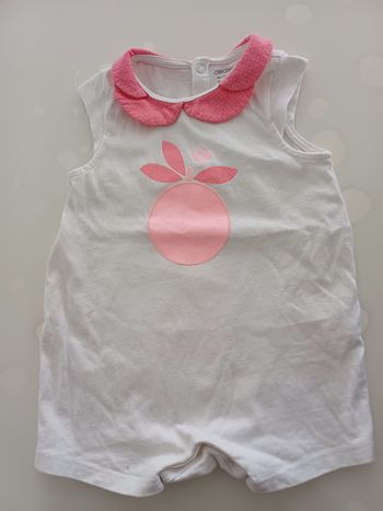 Combishort neuve taille 9 mois