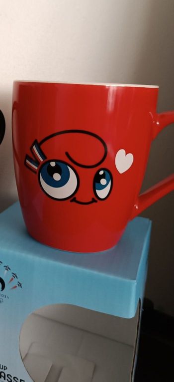 Tasse rouge Phryge amoureuse