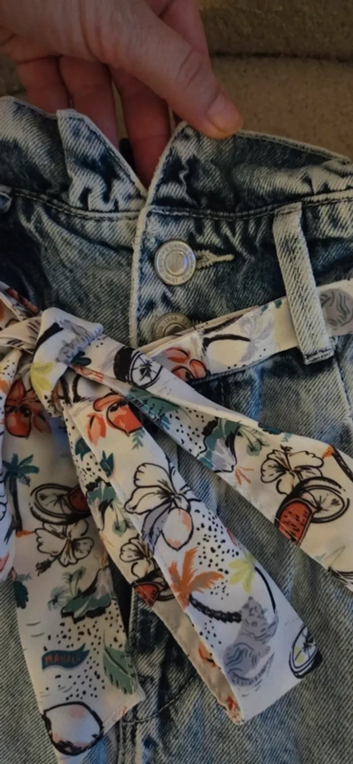 Mini short taille haute Bershka taille XS - photo numéro 5