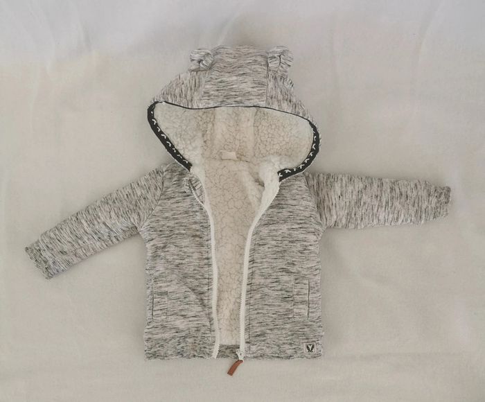 Veste sweat 👣 zippée, hema, 6mois - photo numéro 2