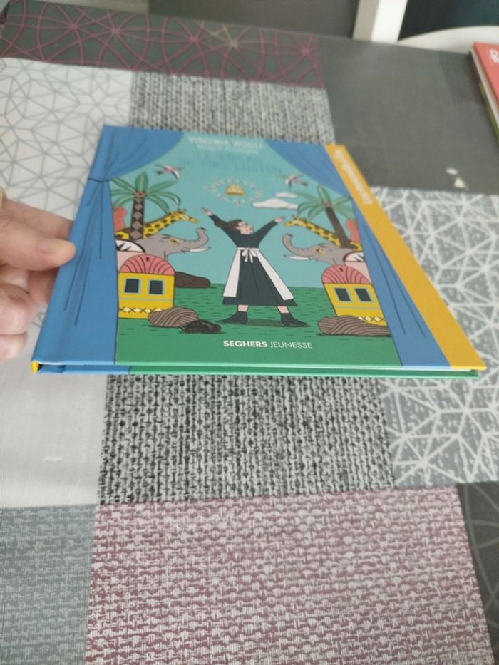 Livre le rideau de Mrs Lugton - photo numéro 6