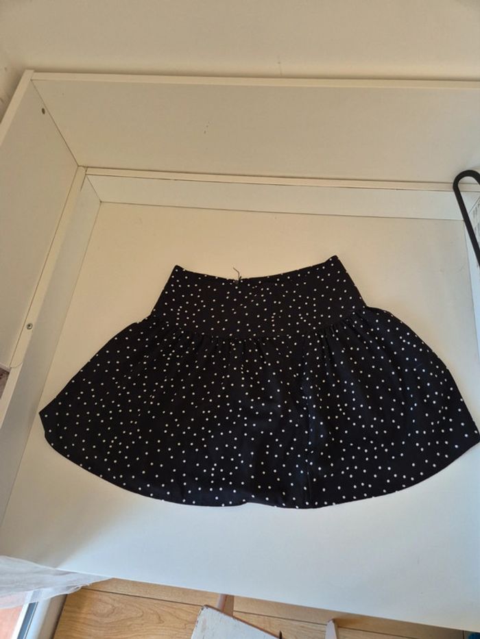 Jupe à petit pois