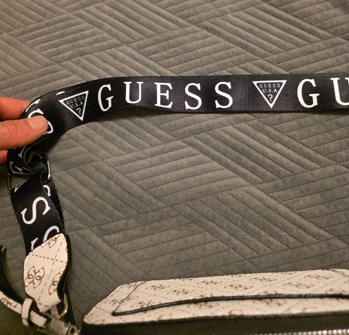 Sac à bandoulière Femmes Guess - photo numéro 9