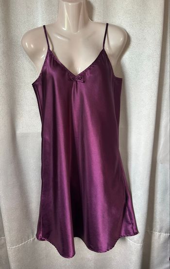 Nuisette satin polyester violet 40