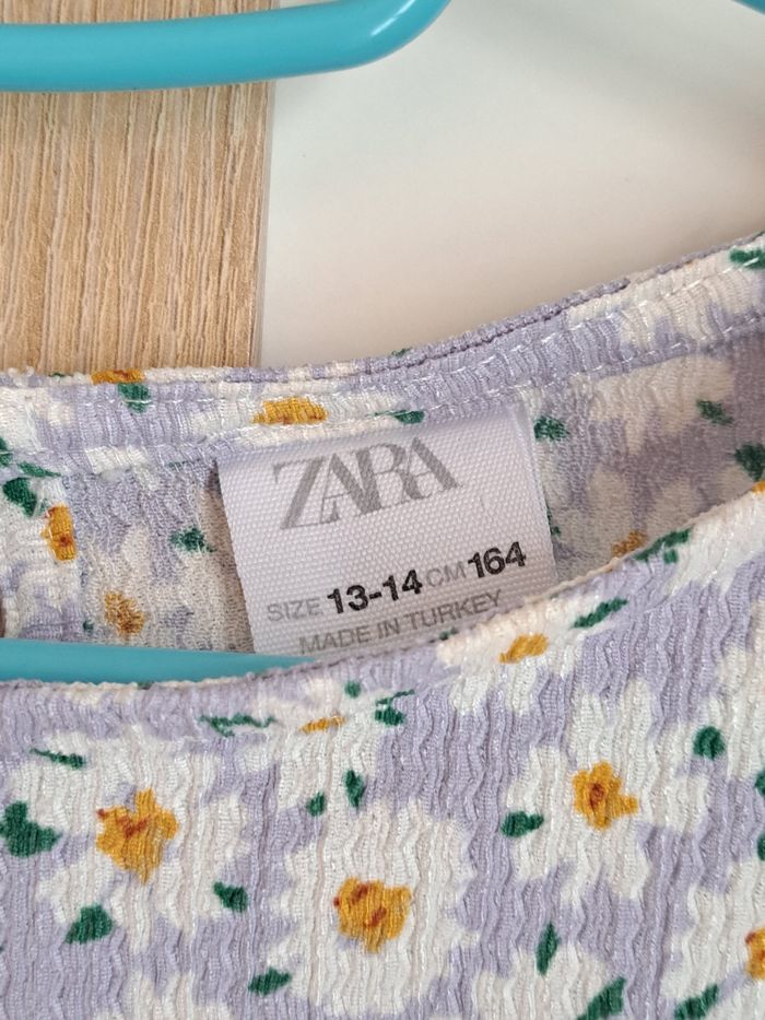 T-shirt zara état neuf - photo numéro 5