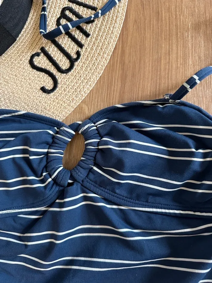 Maillot de bain Tommy Hilfiger bleu et blanc taille 36 - photo numéro 3