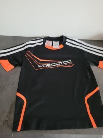 T shirt adidas prédator taille 6 ans