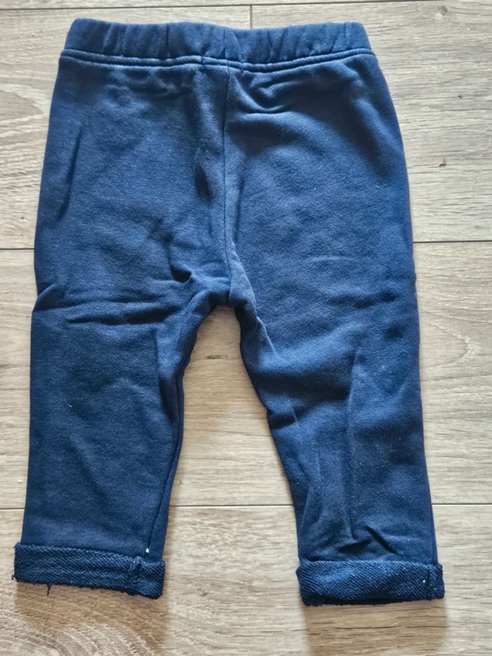 2 pantalons de jogging 12 mois - photo numéro 3