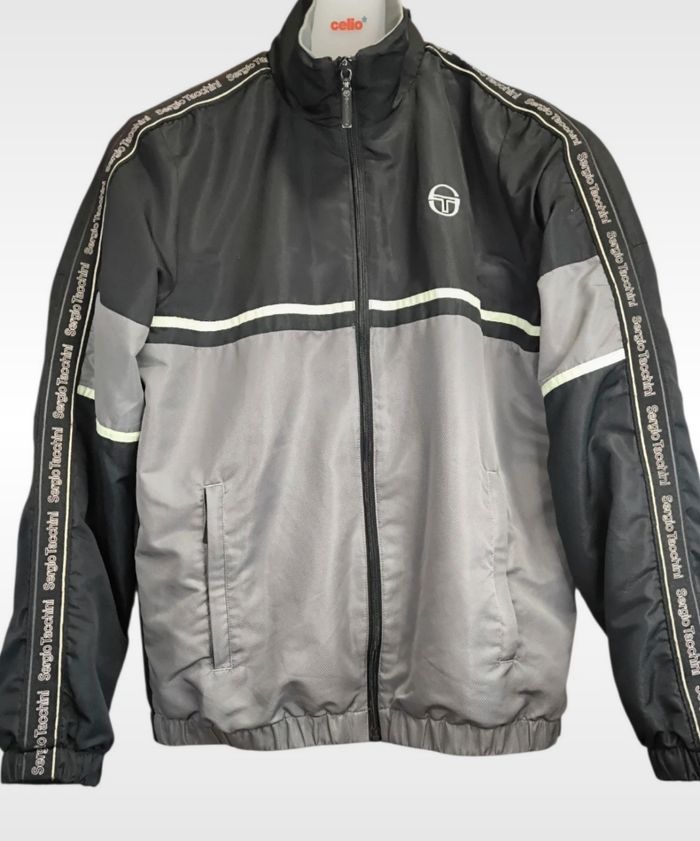 Veste Sergio Tacchini, taille S, très bon état,