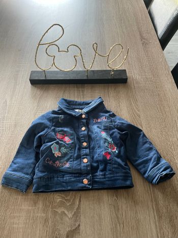 Très jolie veste en jeans taille 9 mois orchestra