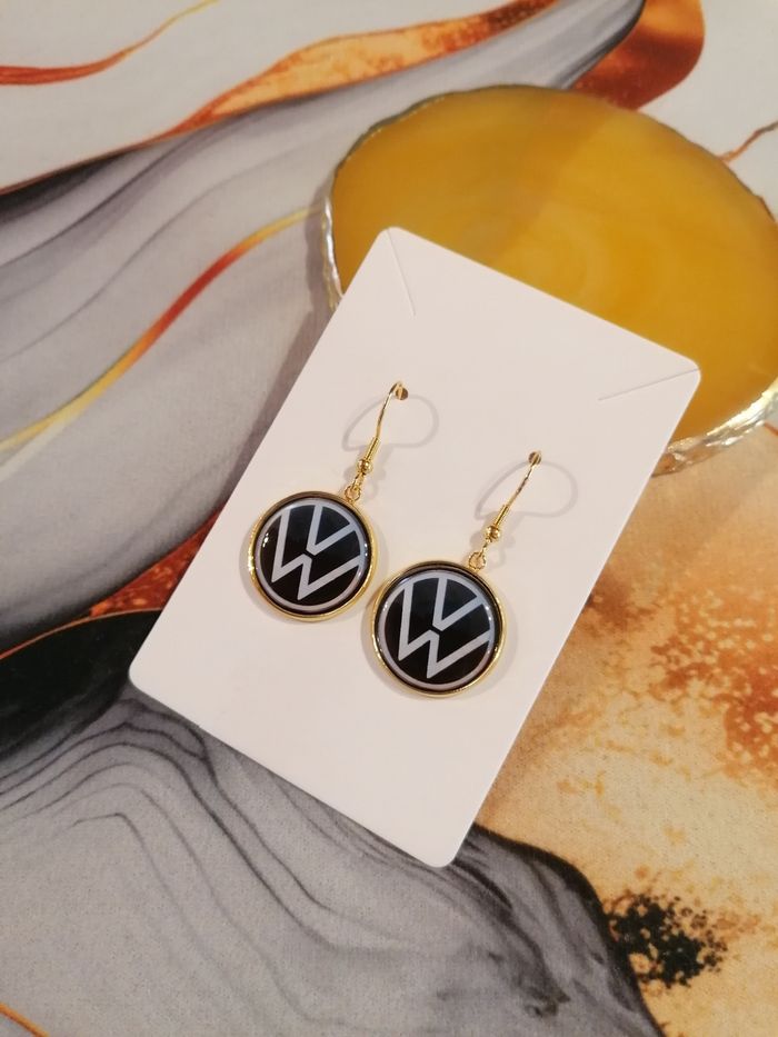 Boucle d'oreille volkwagen - photo numéro 2