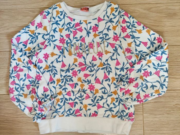 Sweat Tao taille 8 ans