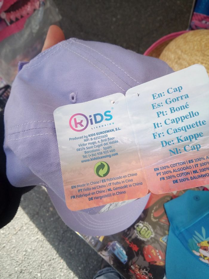 casquette la reine des neiges - photo numéro 3