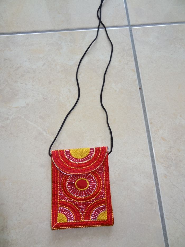 Sacoche brodée indienne - photo numéro 2