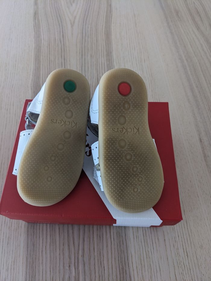 Chaussures sandales fille kickers blanche 21 - photo numéro 2