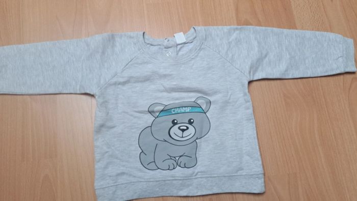 Pull gris