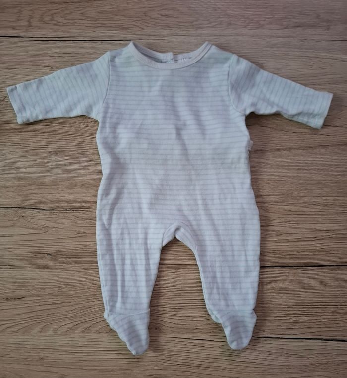 10 pyjamas 0 mois - photo numéro 5