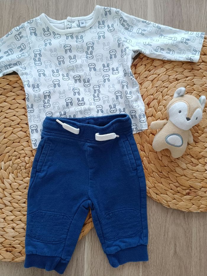 🌼 Pantalon et t-shirt - 3 mois 🌼