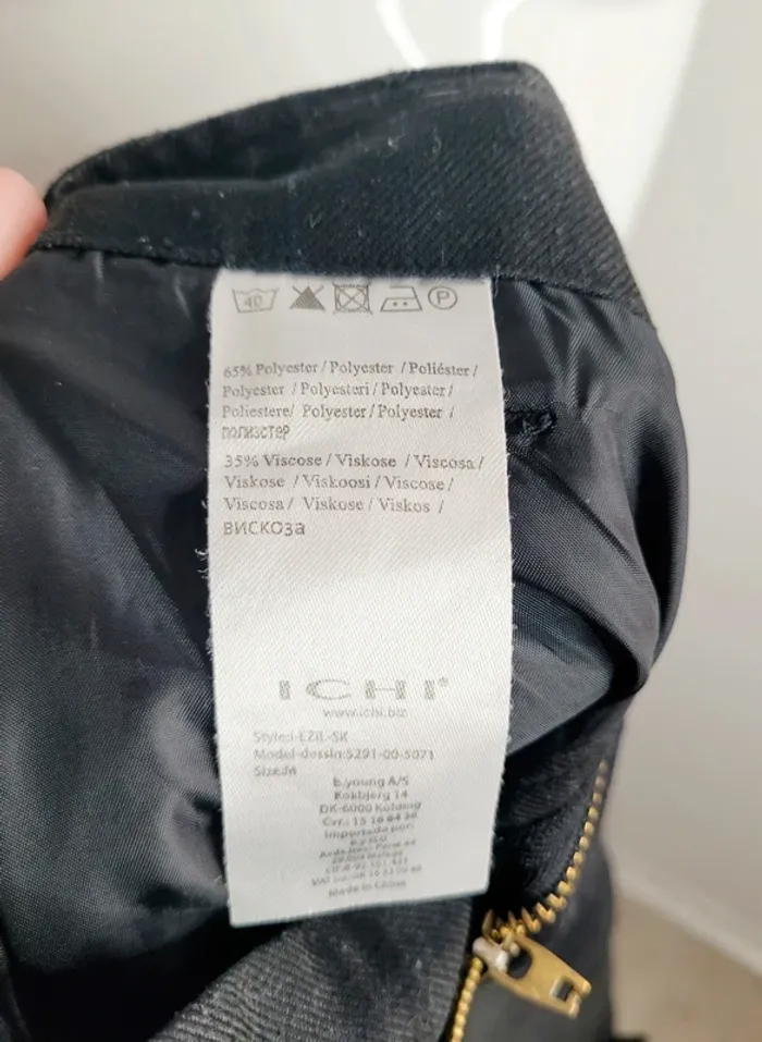 Jolie jupe Ichi taille M (38) - photo numéro 5