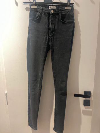 Jean, slim noir Zara, taille 34, très bon état