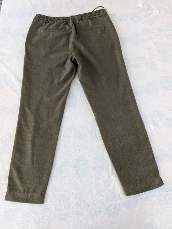 Pantalon vert kaki t.38 - photo numéro 2