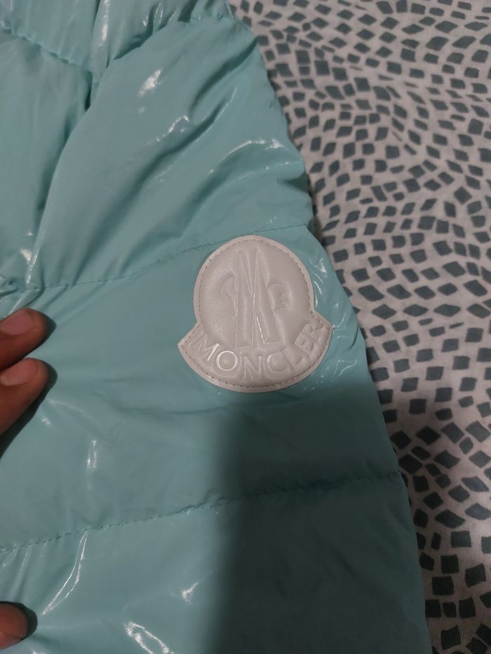 Moncler femme veste en taille XS - photo numéro 2