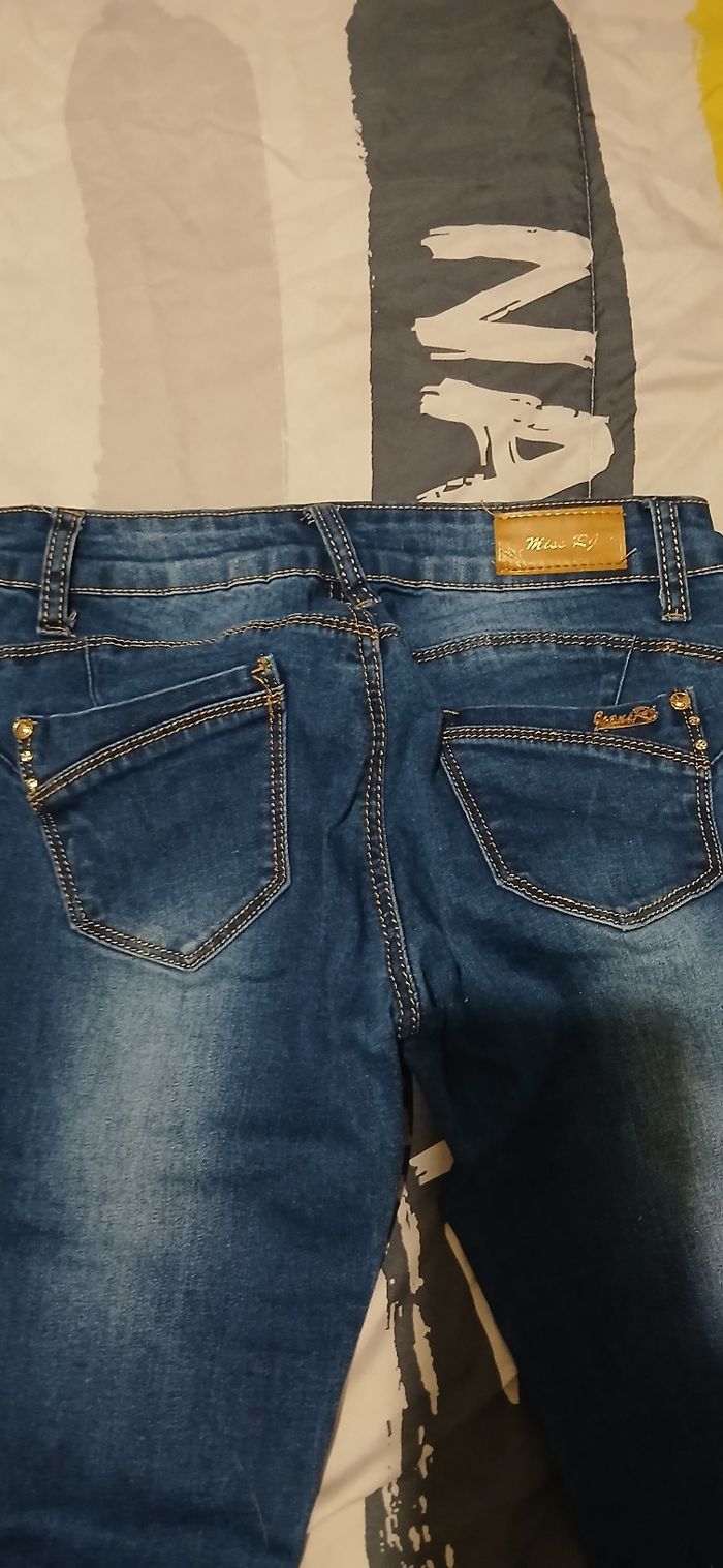 Jeans troué taille 38 - photo numéro 6