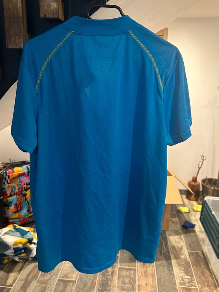 T shirt de sport - photo numéro 2